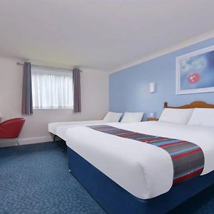 Travelodge Cardiff Airport